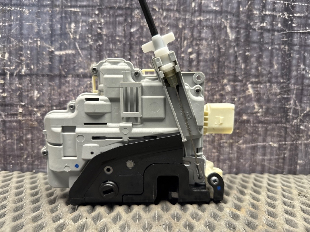 Замок двери, 1570 рублей, Красноярск