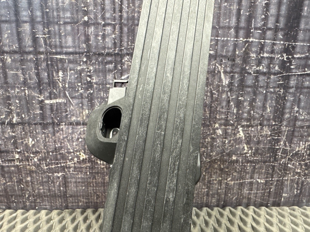 Педаль газа, 1140 рублей, Красноярск