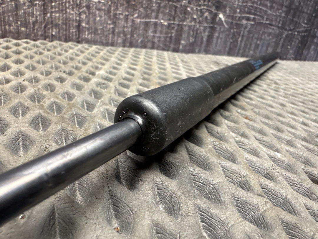 Амортизатор капота, 1160 рублей, Красноярск