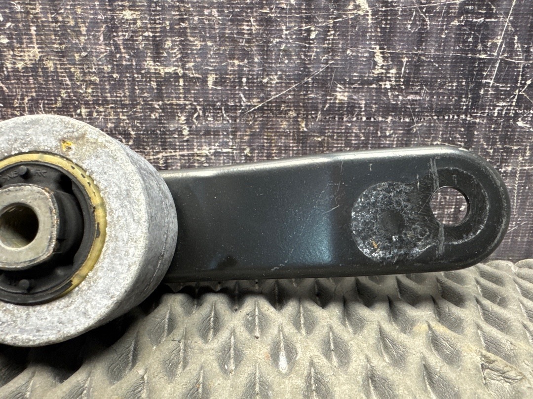 Опора двигателя, 1010 рублей, Красноярск