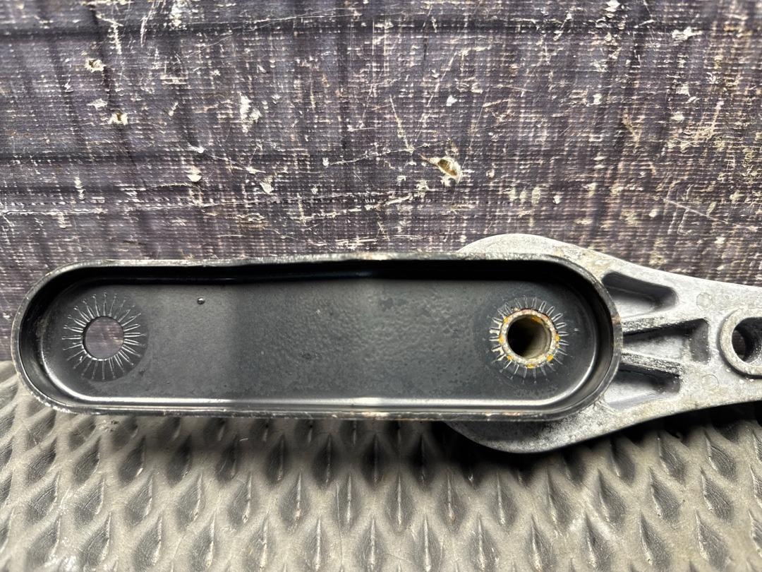 Опора двигателя, 1010 рублей, Красноярск