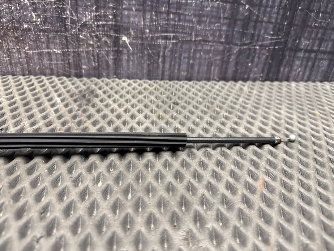 Замок капота, 1920 рублей, Красноярск