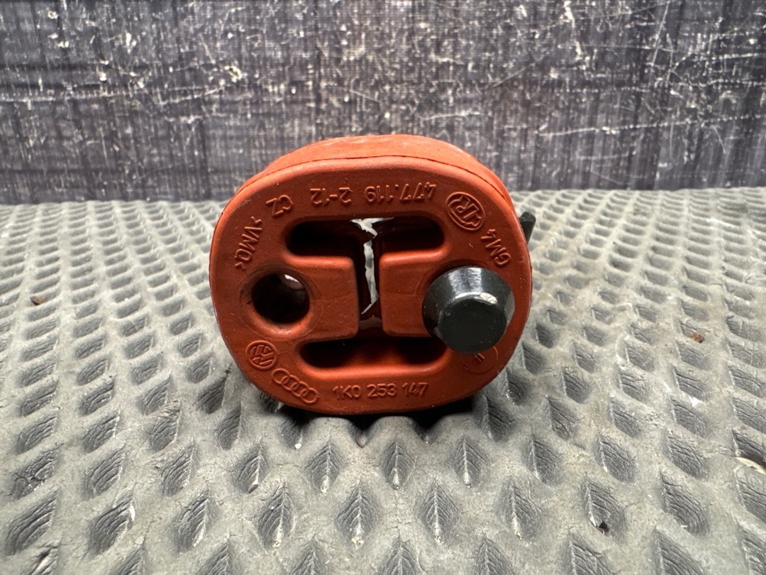 Подушка глушителя, 870 рублей, Красноярск