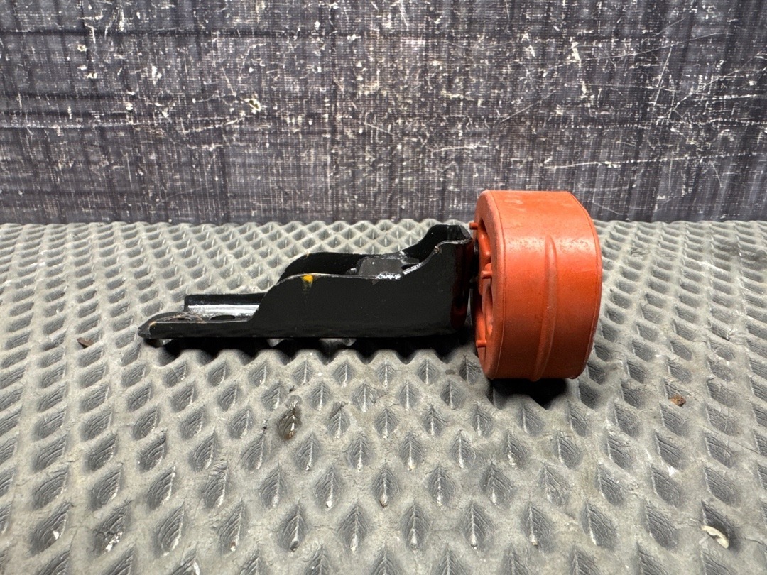 Подушка глушителя, 870 рублей, Красноярск