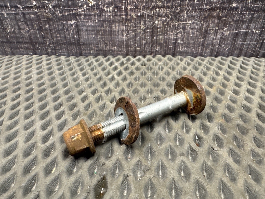 Болт развальный, 710 рублей, Красноярск