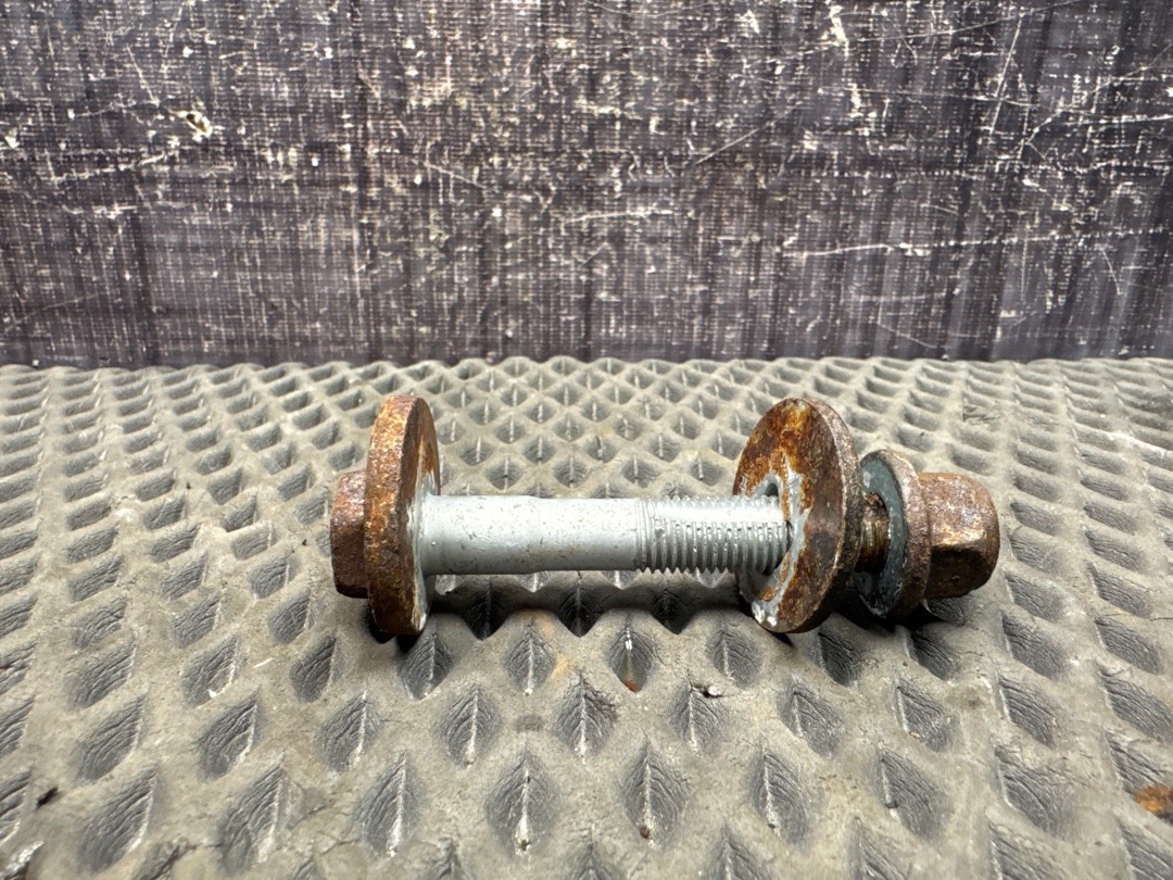 Болт развальный, 710 рублей, Красноярск