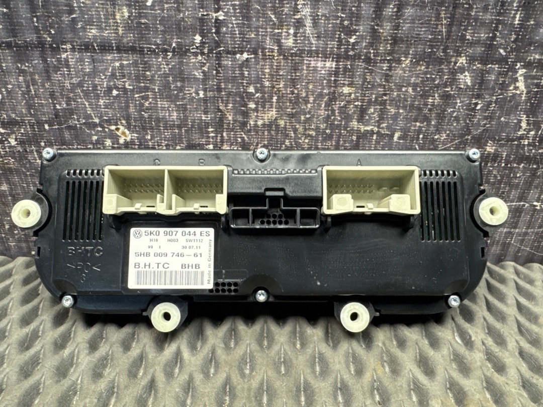 Блок управления климат-контролем, 3720 рублей, Красноярск