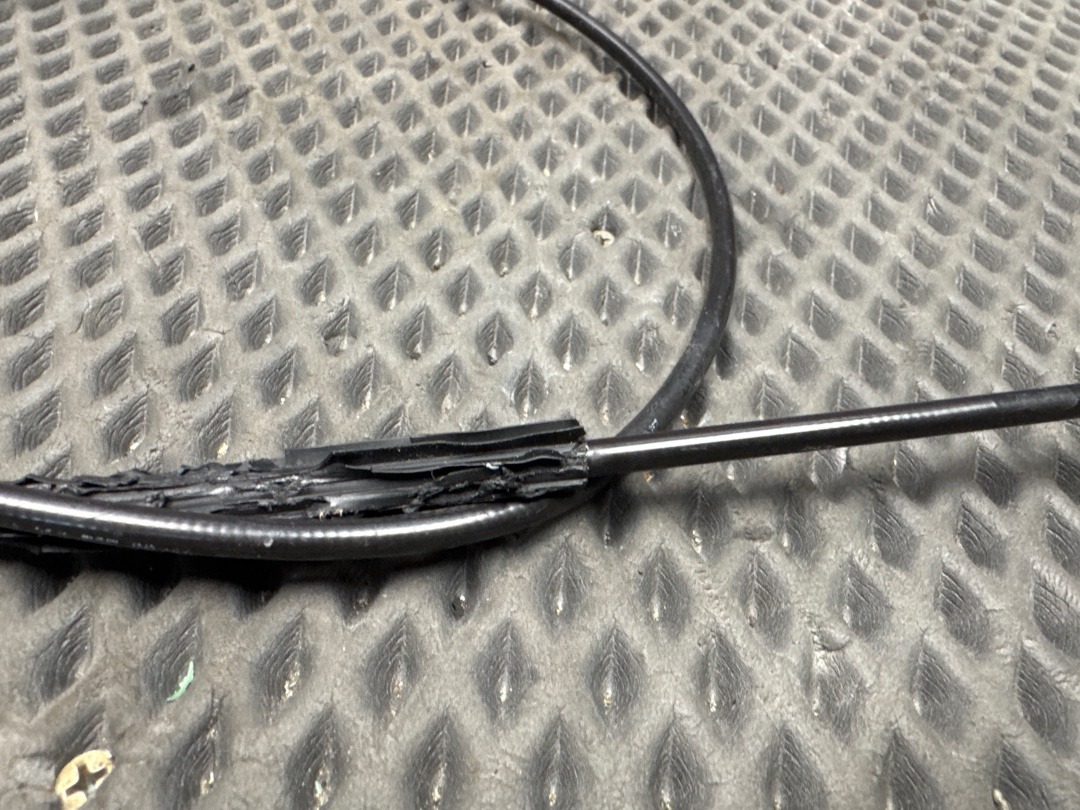 Трос капота, 1630 рублей, Красноярск