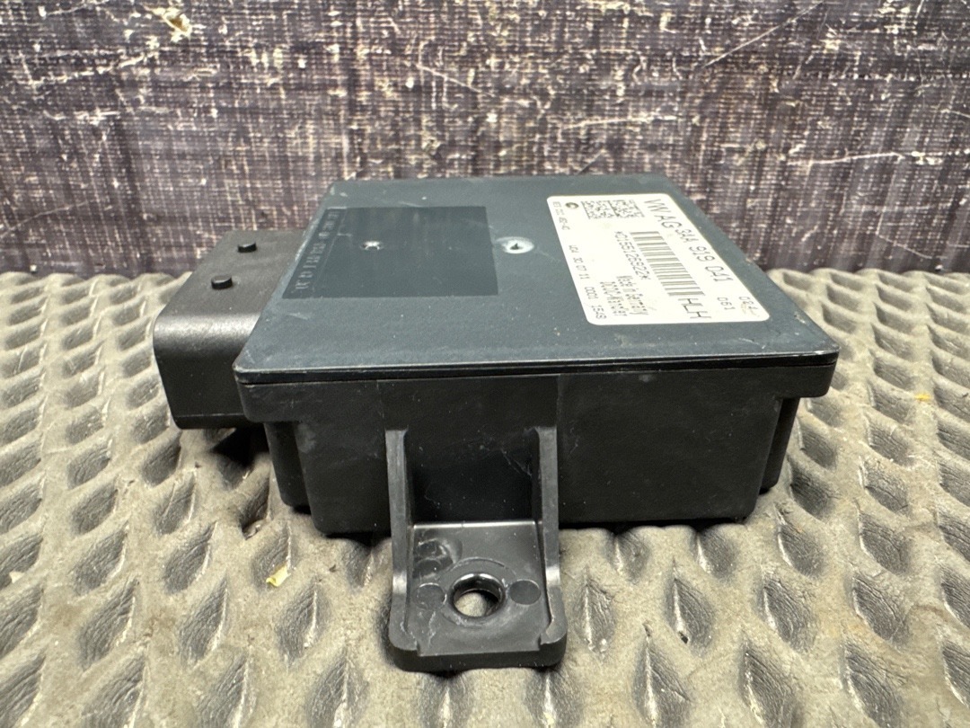 Блок управления бортовой сети, 1720 рублей, Красноярск