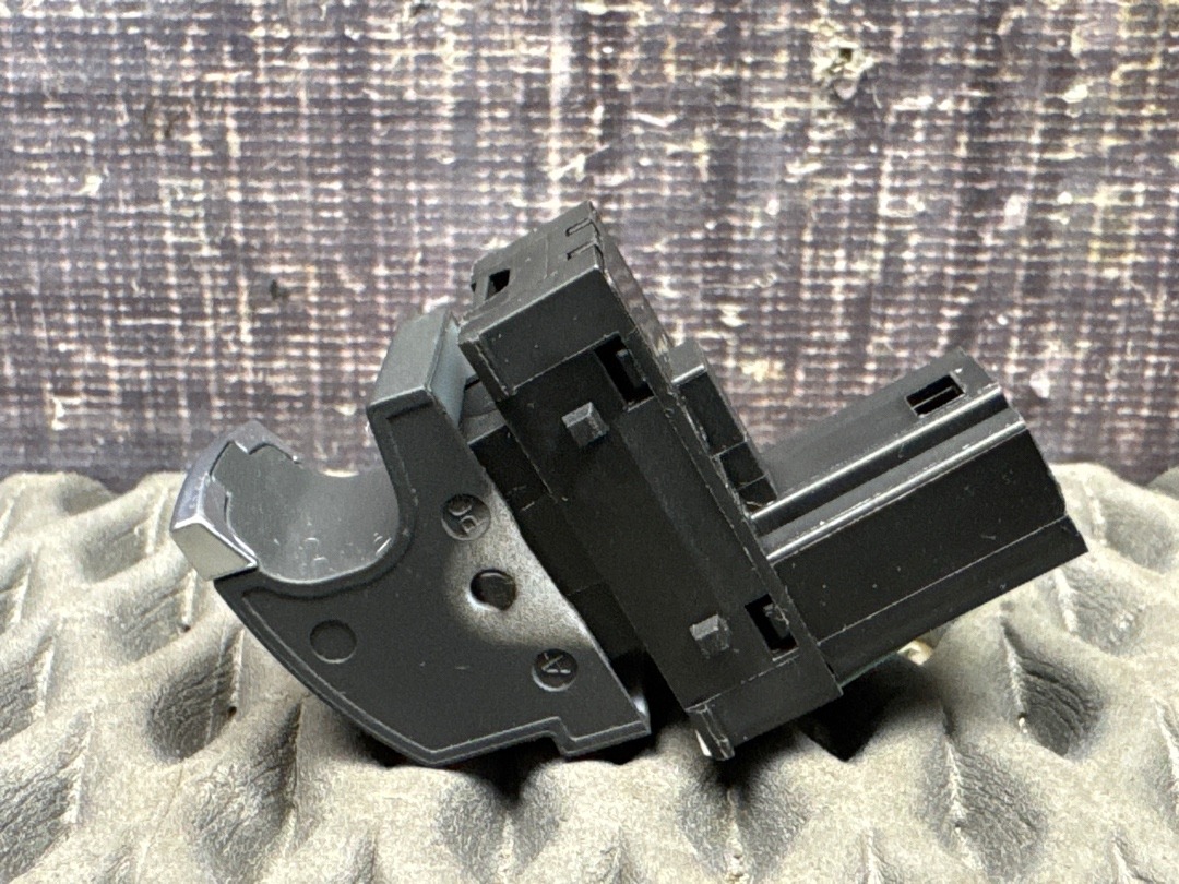 Кнопка стеклоподъемника, 620 рублей, Красноярск