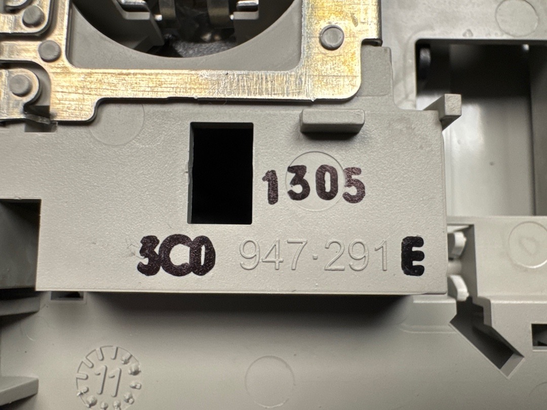 Плафон салона, 1340 рублей, Красноярск