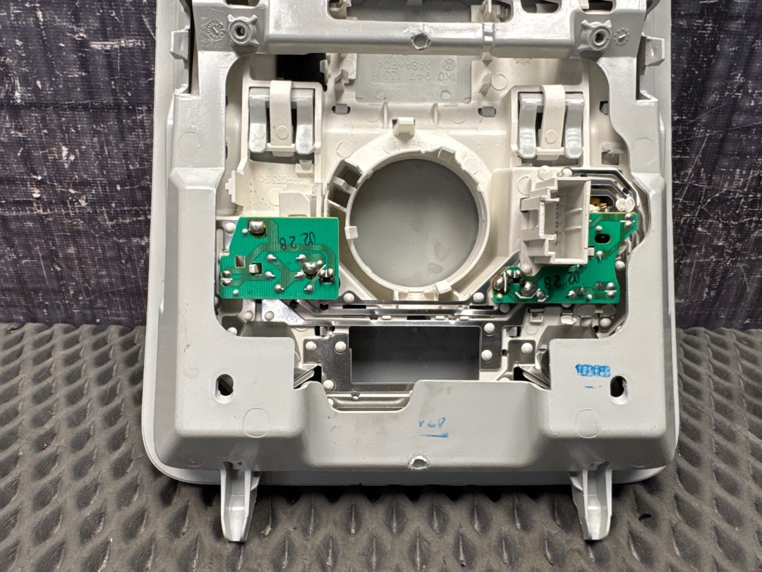 Плафон салона, 3260 рублей, Красноярск