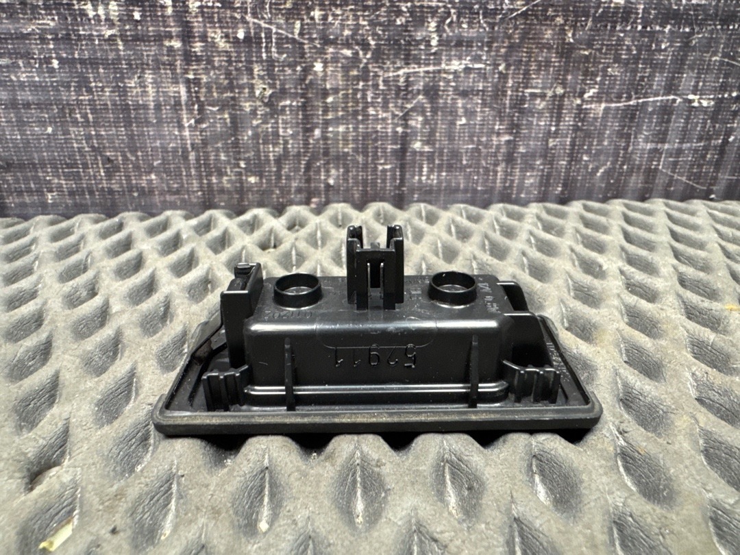 Плафон подсветки номера, 720 рублей, Красноярск