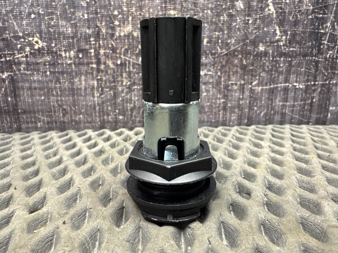 Розетка прикуривателя, 1210 рублей, Красноярск