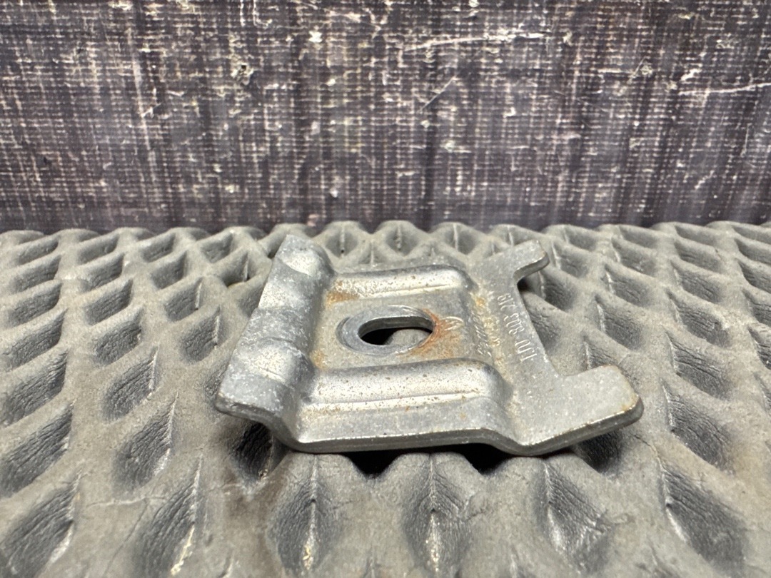 Крепление аккумулятора, 910 рублей, Красноярск