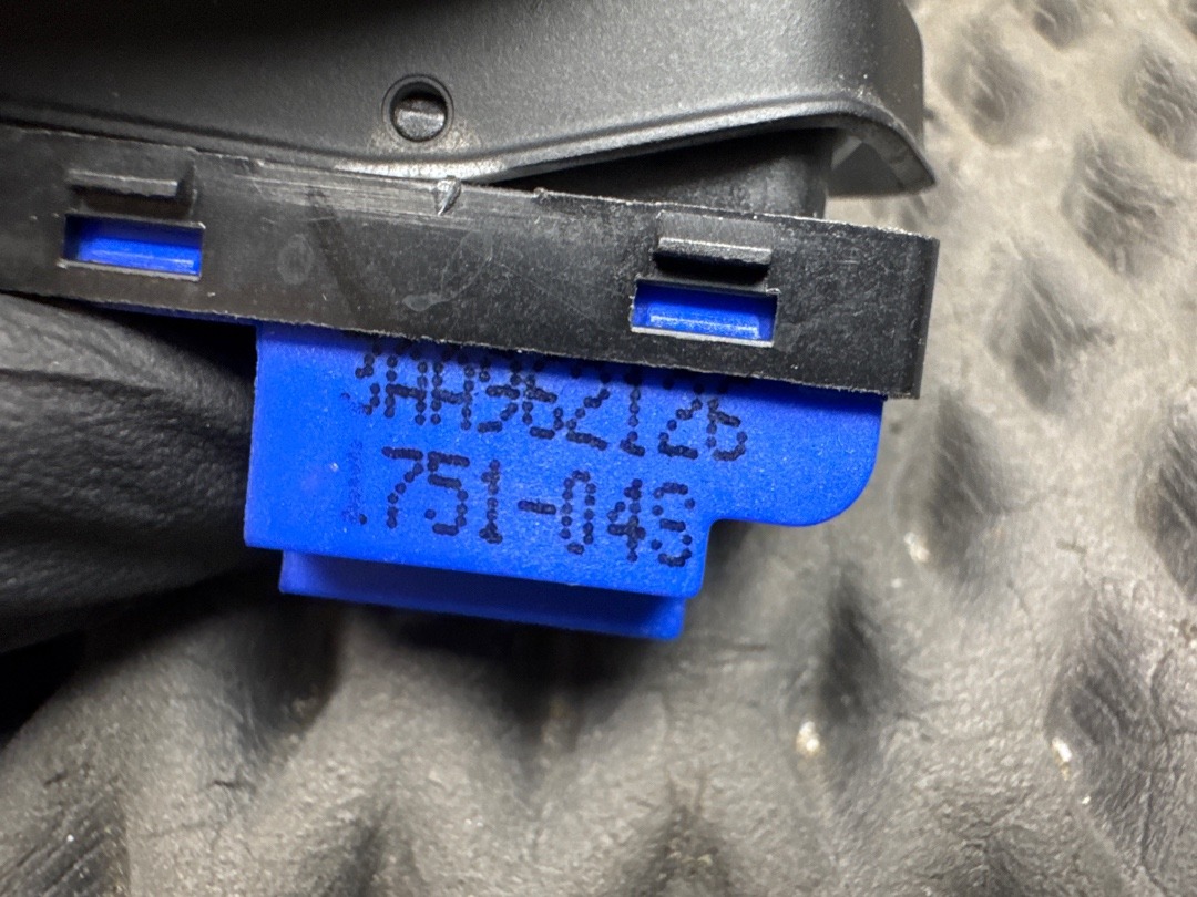 Кнопка центрального замка, 660 рублей, Красноярск