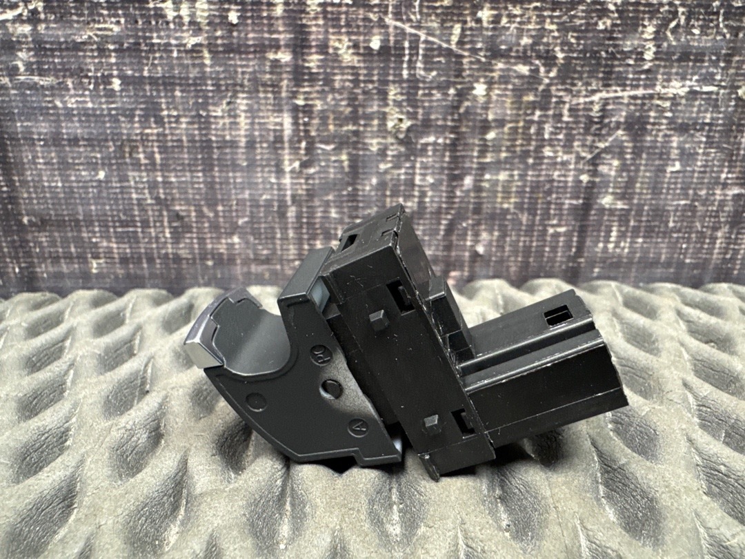 Кнопка стеклоподъемника, 620 рублей, Красноярск