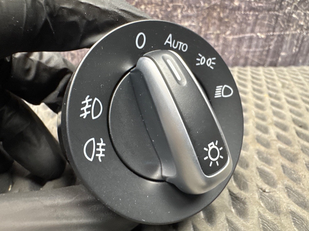 Переключатель света, 2440 рублей, Красноярск