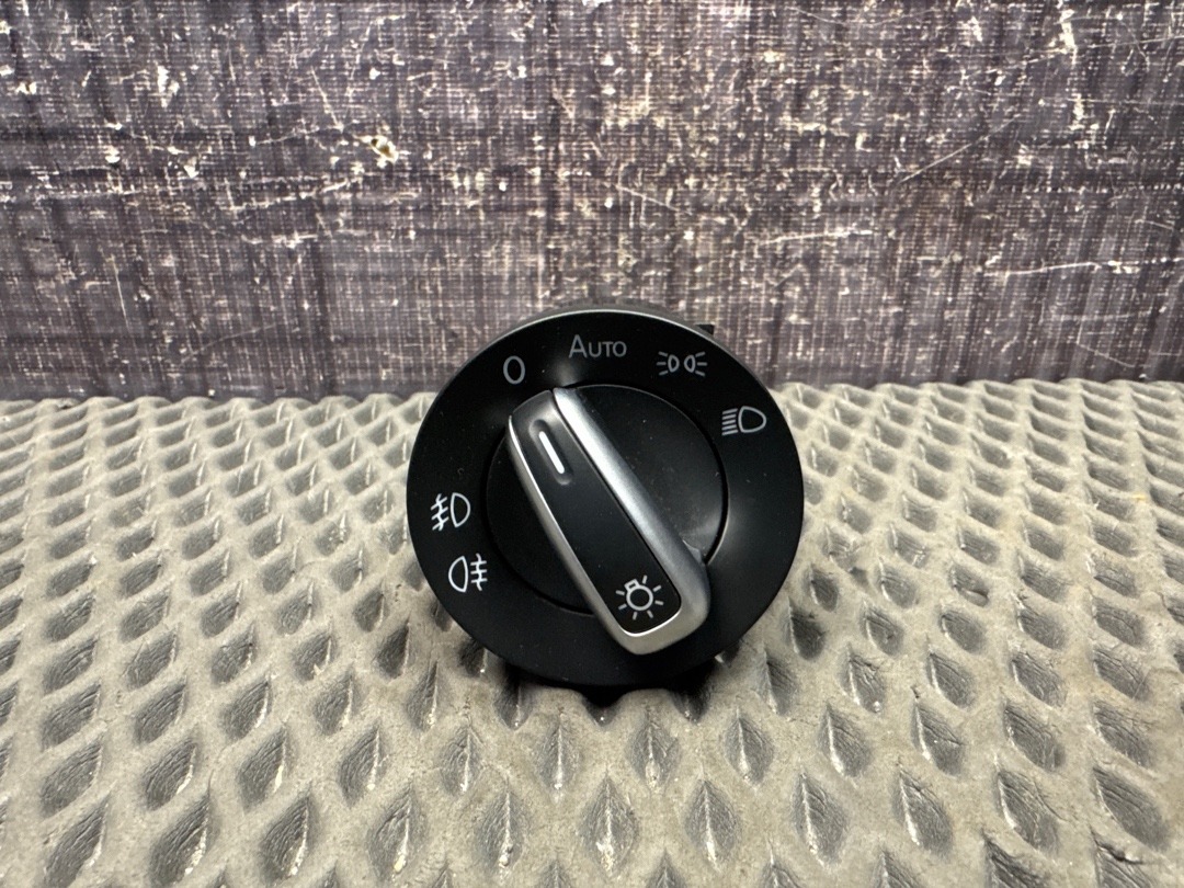 Переключатель света, 2440 рублей, Красноярск