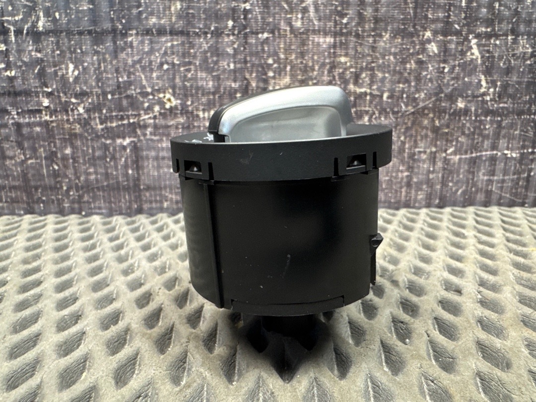 Переключатель света, 2440 рублей, Красноярск