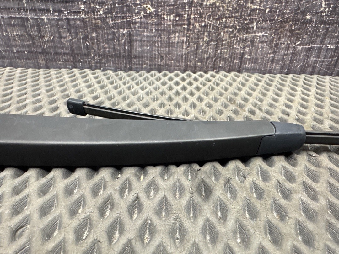 Дворник, 1720 рублей, Красноярск