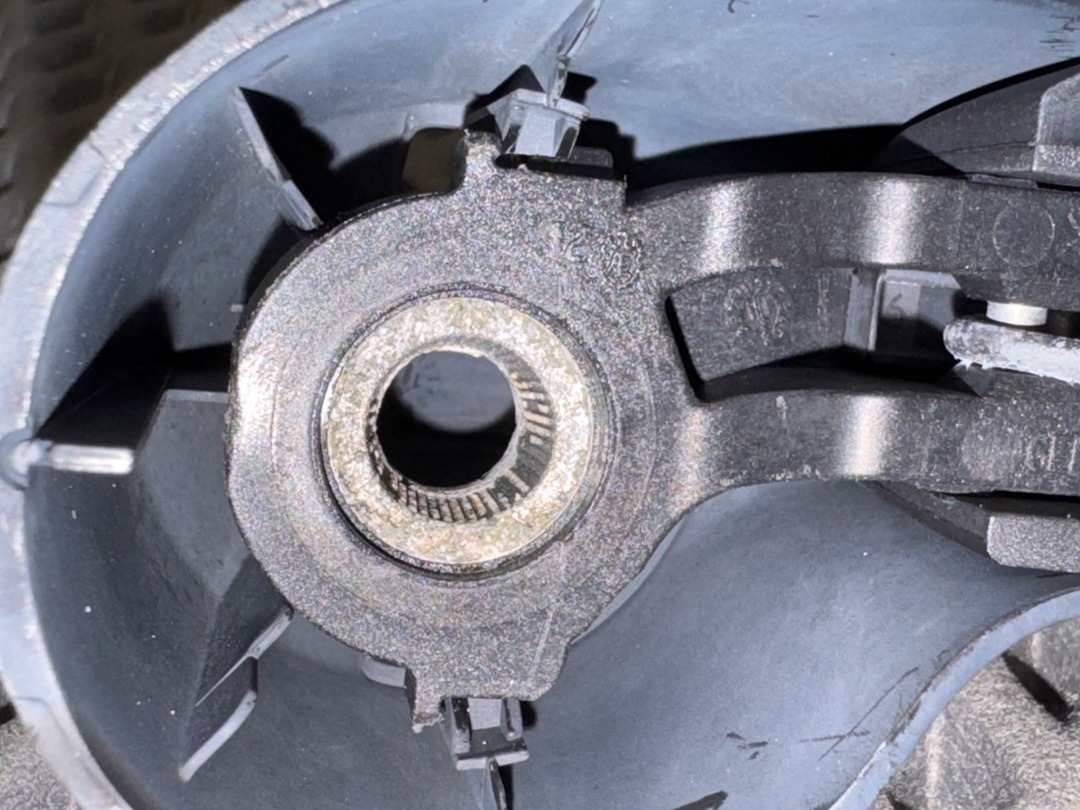 Дворник, 1720 рублей, Красноярск