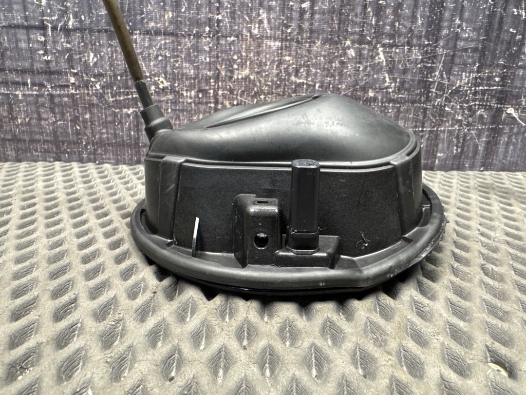 Лючок бензобака, 3460 рублей, Красноярск