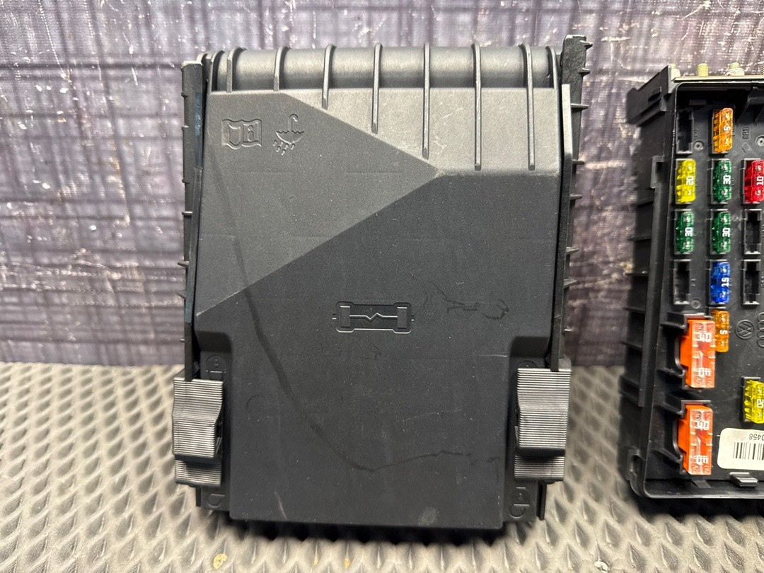 Блок предохранителей, 2820 рублей, Красноярск