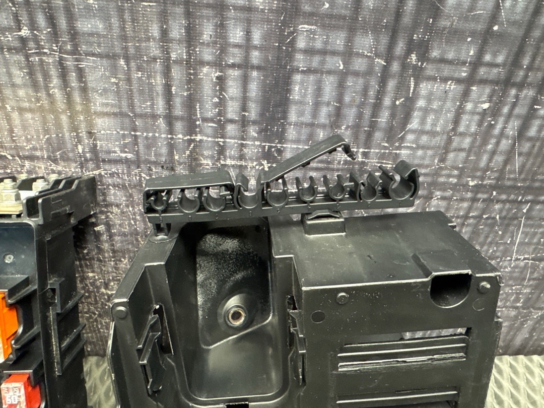 Блок предохранителей, 2820 рублей, Красноярск