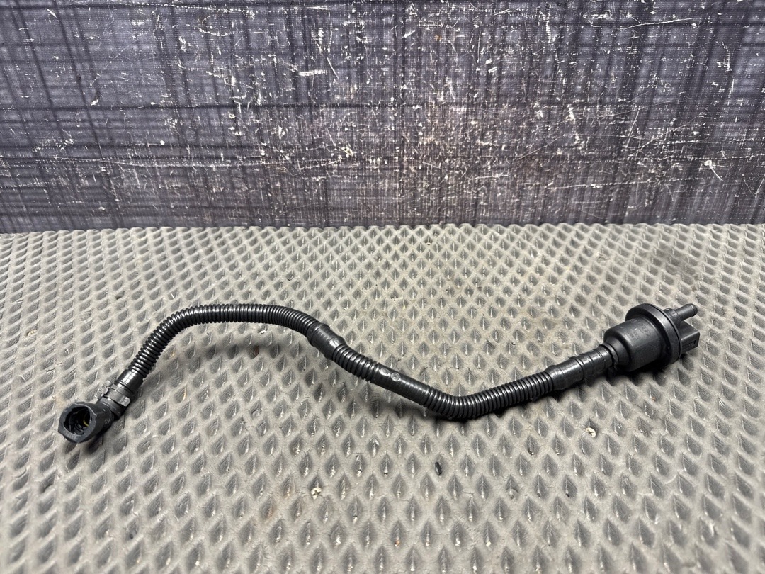 Клапан вентиляции топливного бака, 2360 рублей, Красноярск