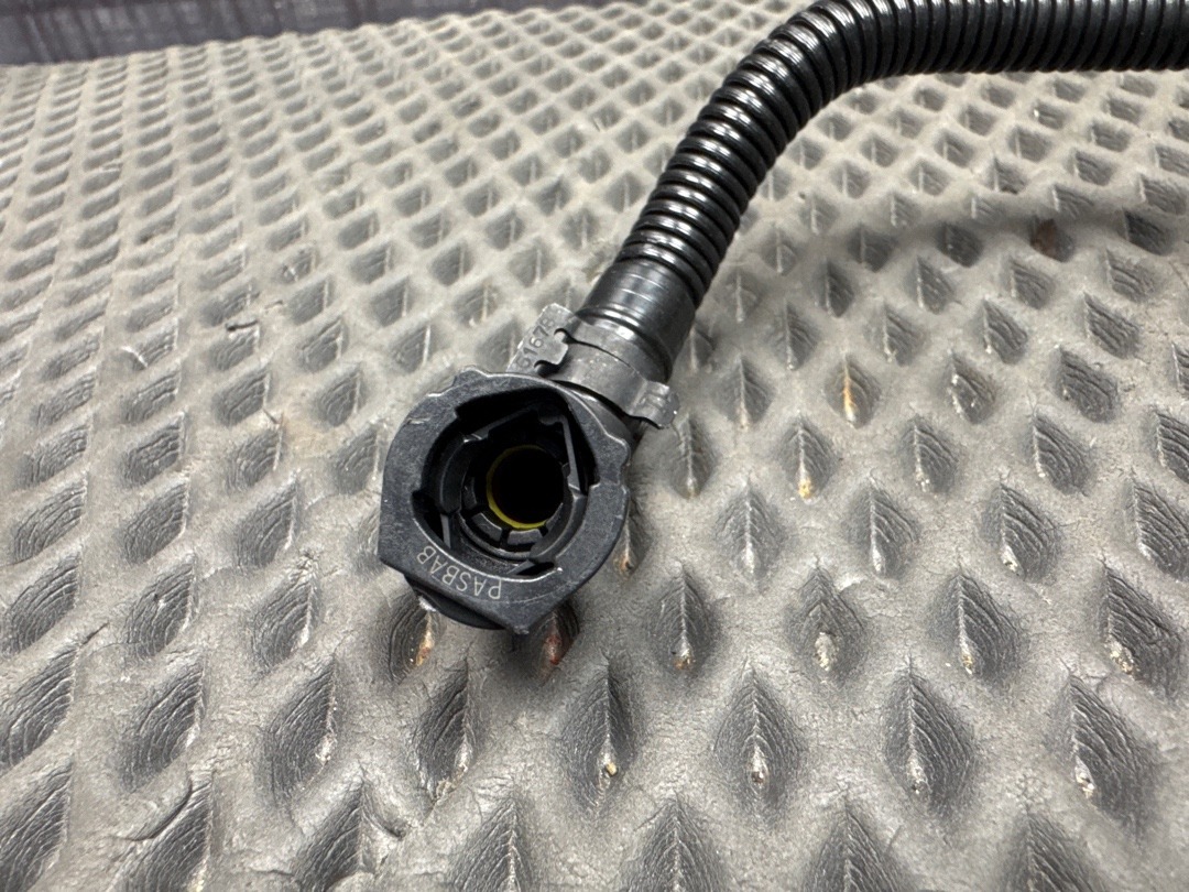 Клапан вентиляции топливного бака, 2360 рублей, Красноярск