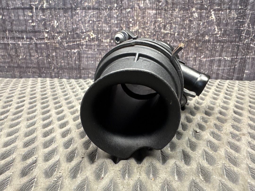 Патрубок впускной, 1480 рублей, Красноярск