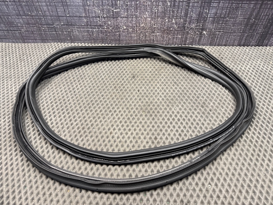 Уплотнитель крышки багажника, 1060 рублей, Красноярск