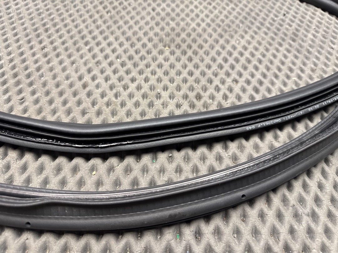 Уплотнитель крышки багажника, 1060 рублей, Красноярск