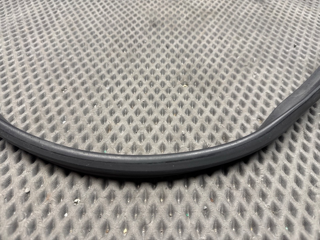 Подкапотный уплотнитель, 920 рублей, Красноярск