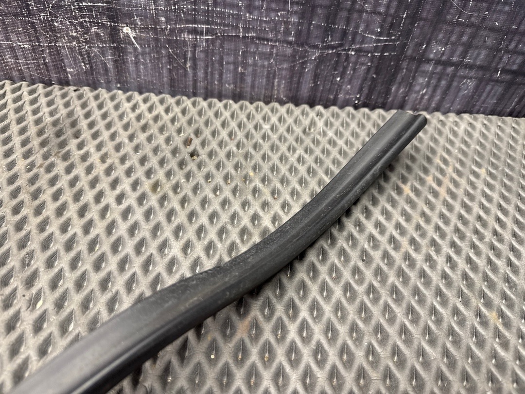 Подкапотный уплотнитель, 920 рублей, Красноярск