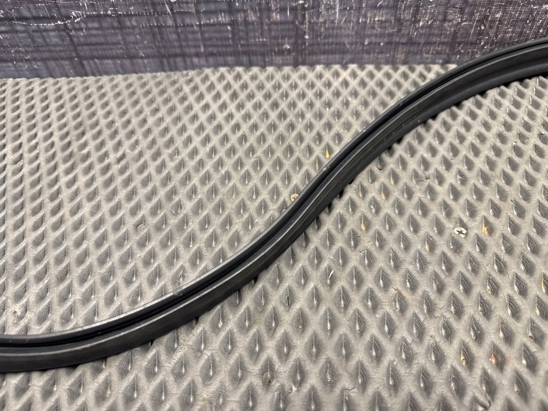 Подкапотный уплотнитель, 920 рублей, Красноярск