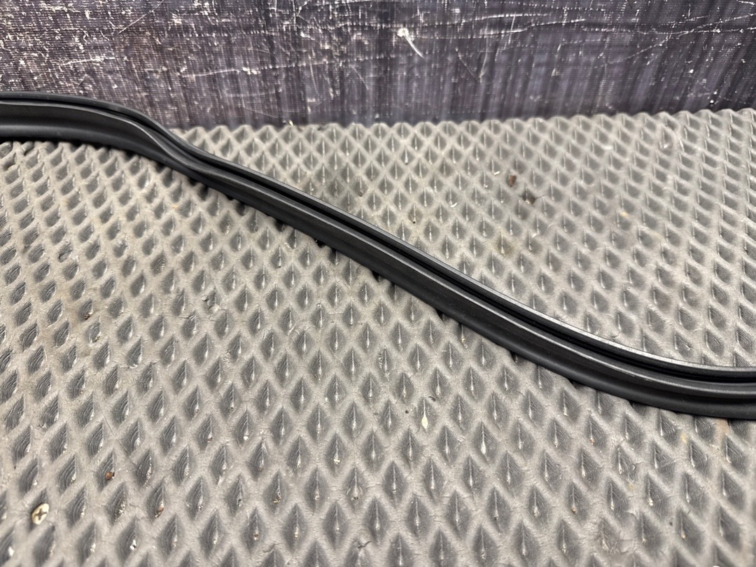 Подкапотный уплотнитель, 920 рублей, Красноярск