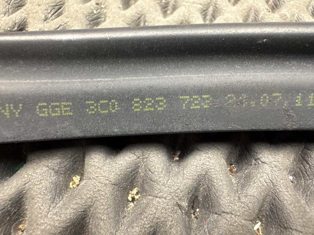 Подкапотный уплотнитель, 920 рублей, Красноярск