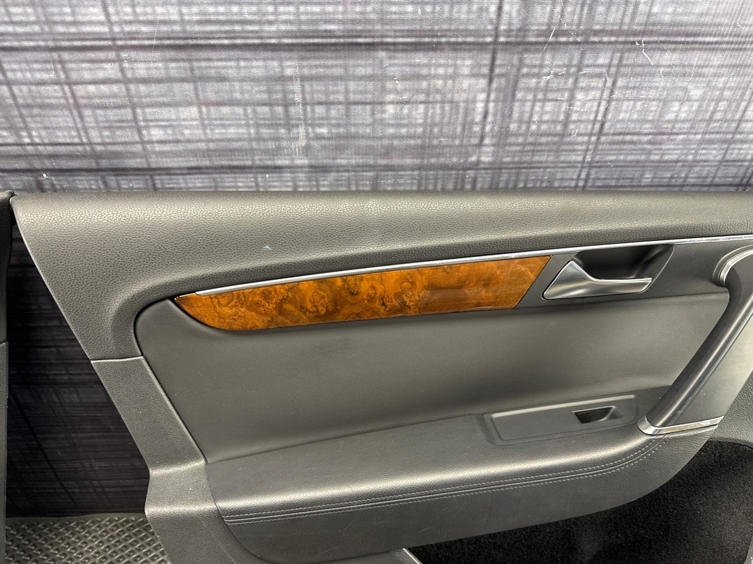 Комплект обшивок дверей, 11920 рублей, Красноярск