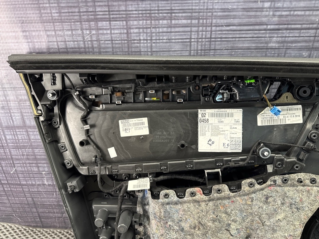 Комплект обшивок дверей, 11920 рублей, Красноярск