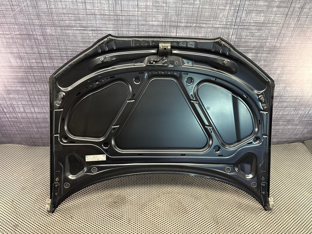 Капот, 12340 рублей, Красноярск