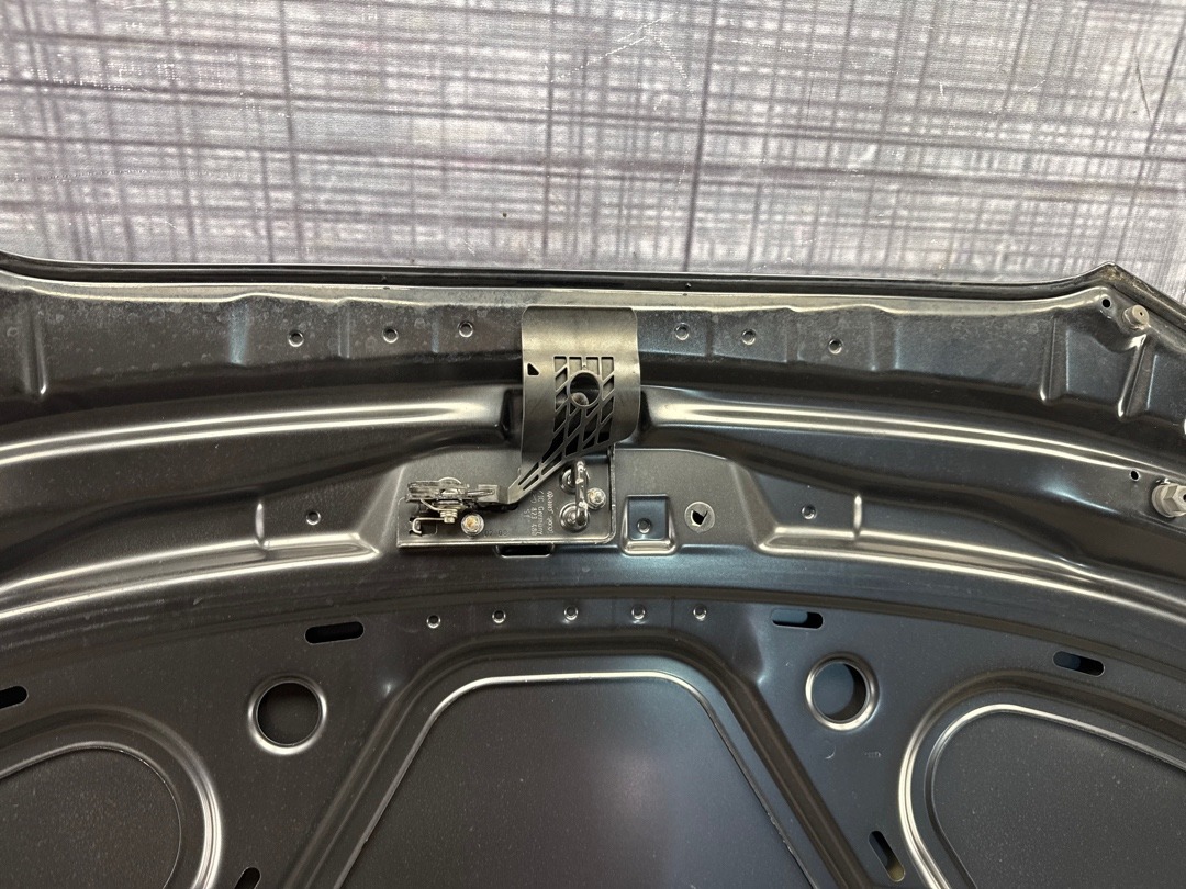 Капот, 12340 рублей, Красноярск