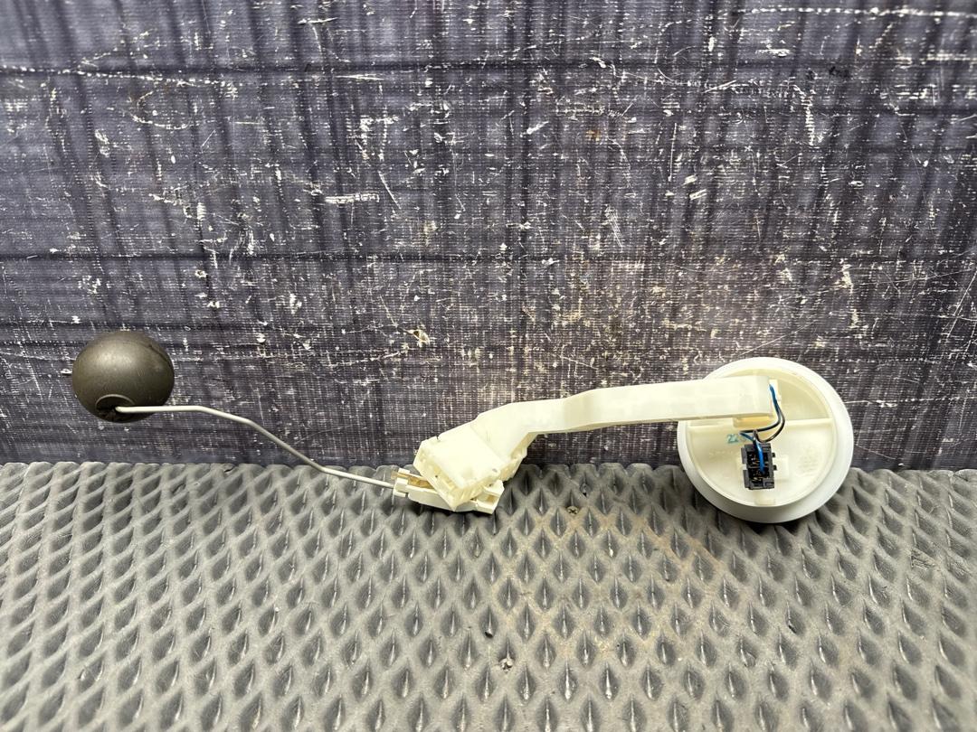 Датчик уровня топлива, 1000 рублей, Красноярск