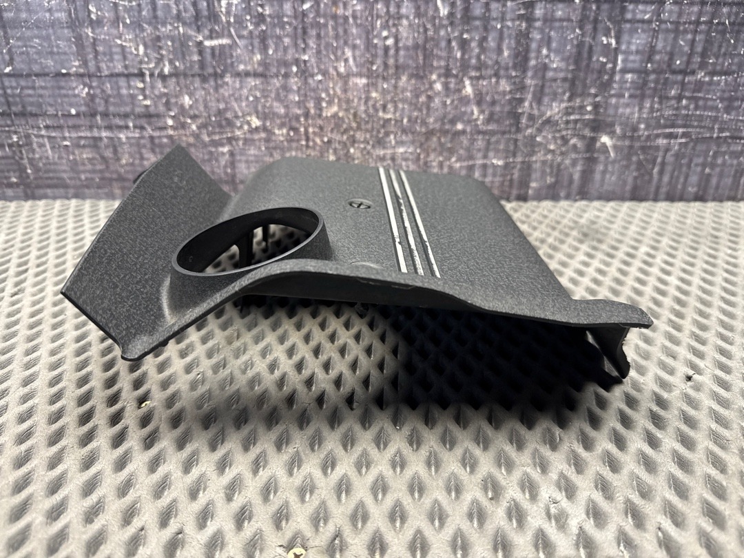 Декоративная накладка двигателя, 500 рублей, Красноярск