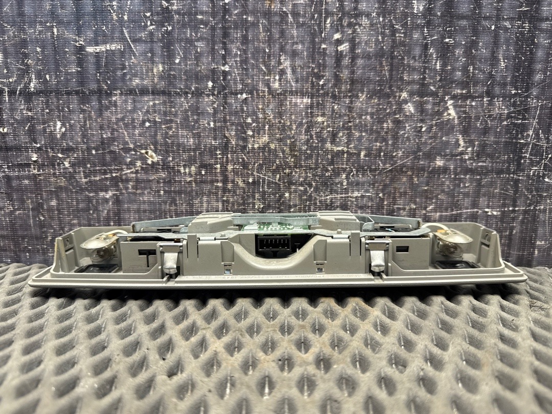 Плафон салона, 500 рублей, Красноярск