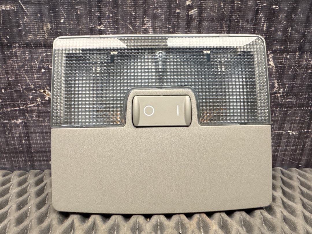 Плафон салона, 600 рублей, Красноярск