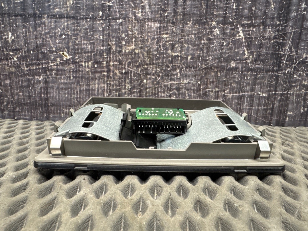 Плафон салона, 600 рублей, Красноярск