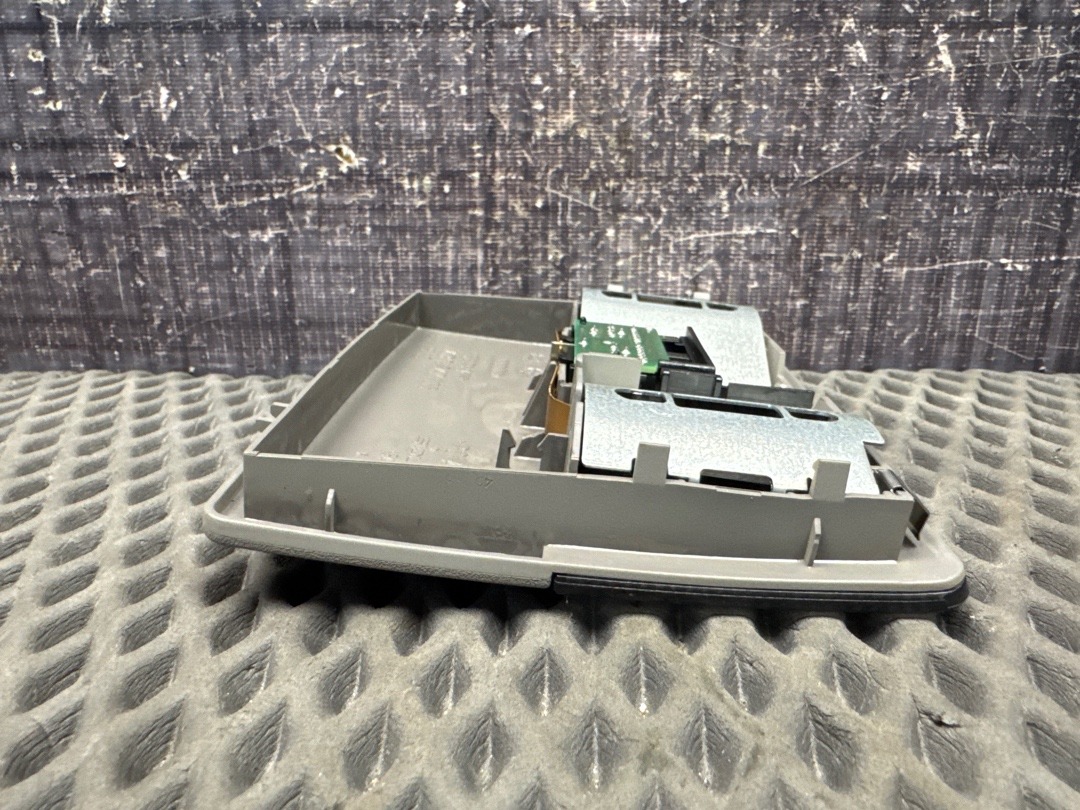 Плафон салона, 600 рублей, Красноярск