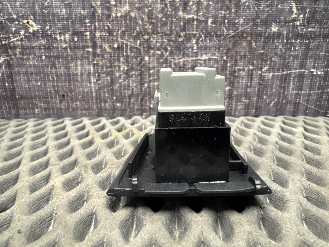 Кнопка стеклоподъемника, 450 рублей, Красноярск